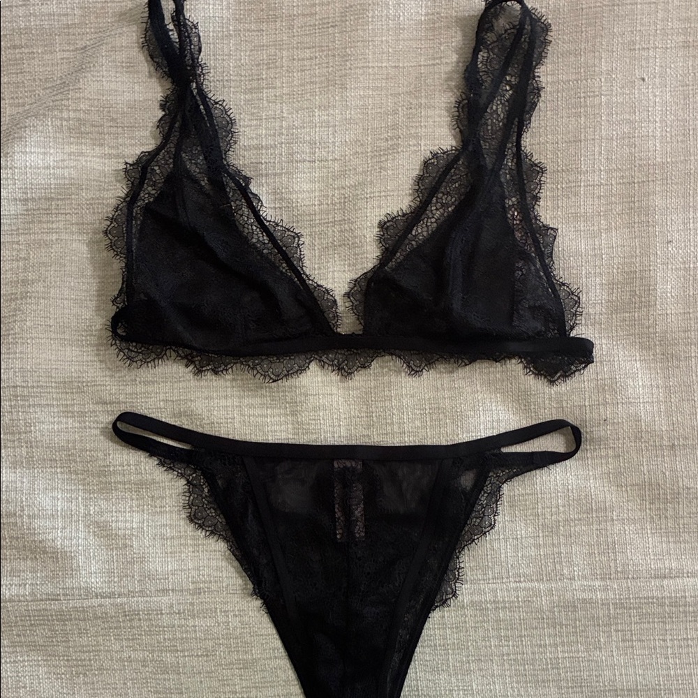 Victoria's Secret Black Lace Bra Set